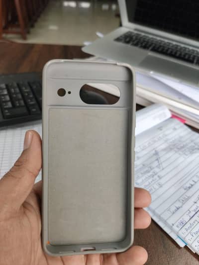Google Pixel 8 back cover