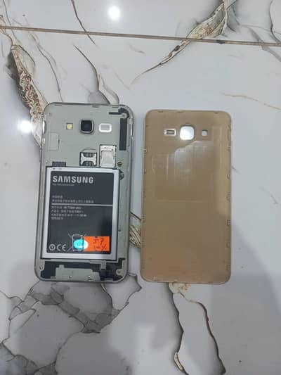 Samsung Mobile J7