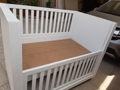 Baby Cot / Crib with 3 Storage Drawers
