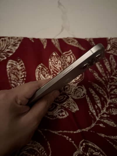 Apple iPhone 15 Pro