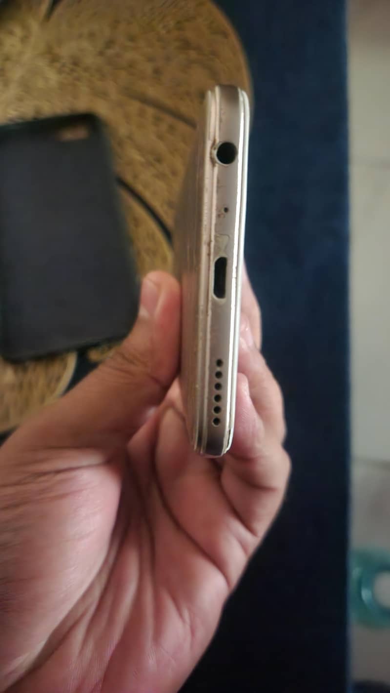 OPPO A57 3