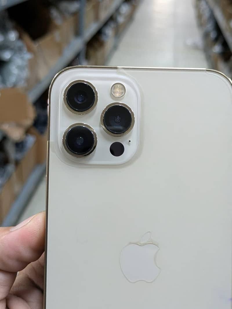 Apple iPhone 12 Pro Max 6