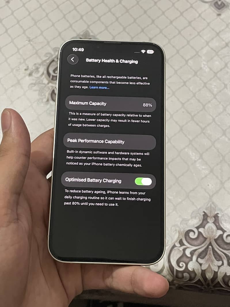 Apple iPhone 13 6