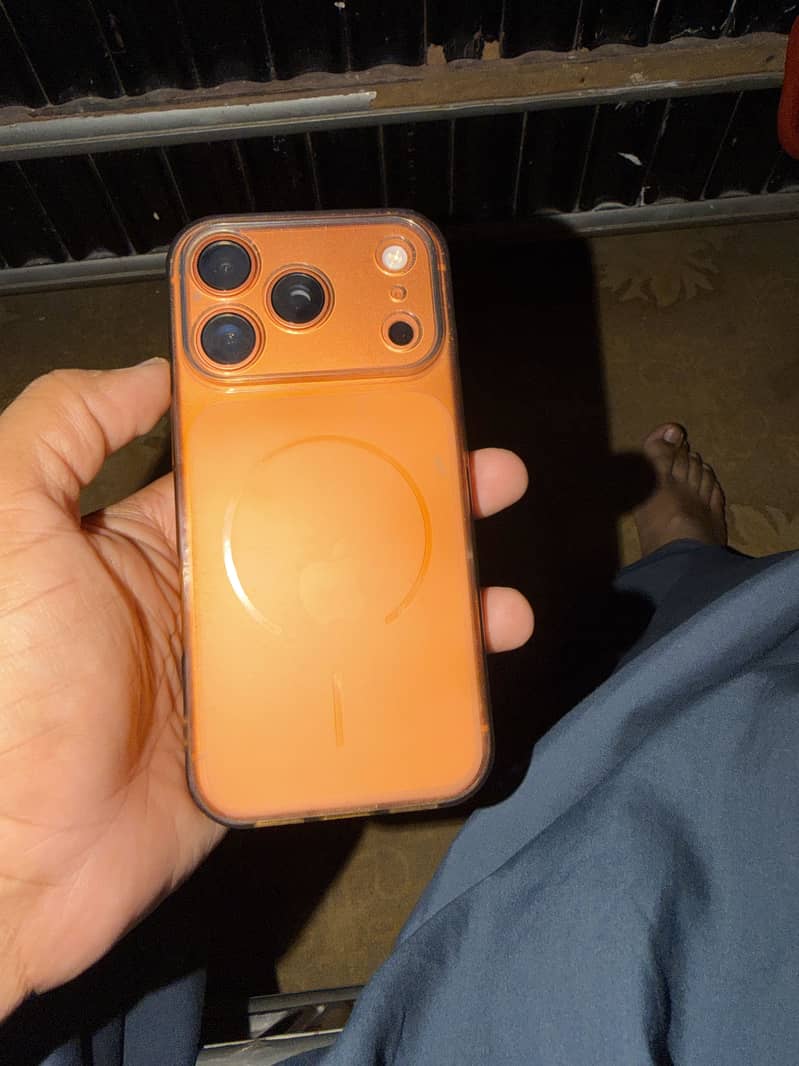 Apple iPhone 17 Pro 0