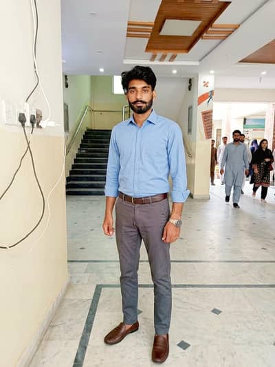 girl ke liye personal security guard full Time alert age 23 sal hai