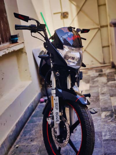 Yamaha YBR 125(2020 Model) Black |PPF Laminated| Both Tubeless Tyres