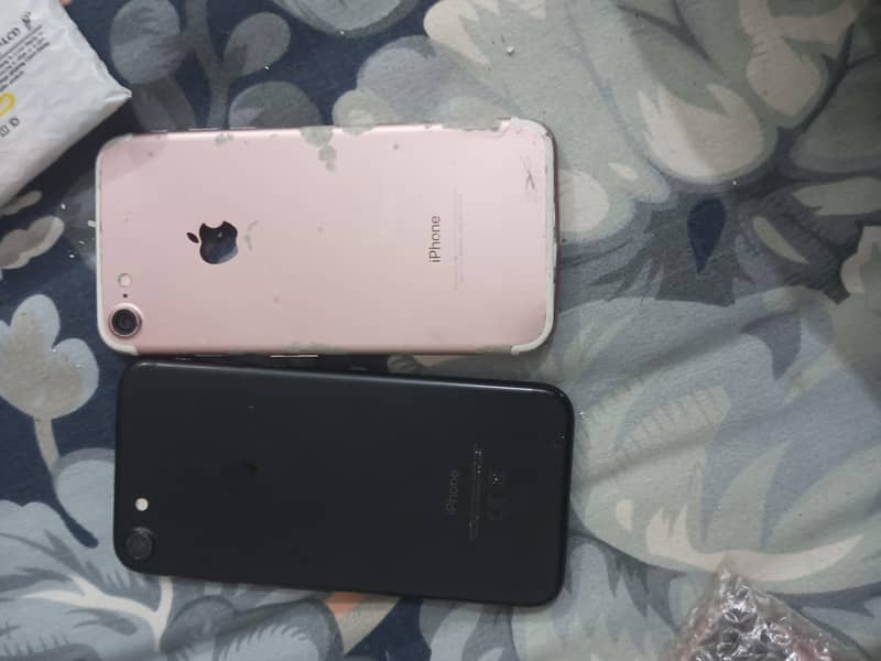 Apple iPhone 7 1