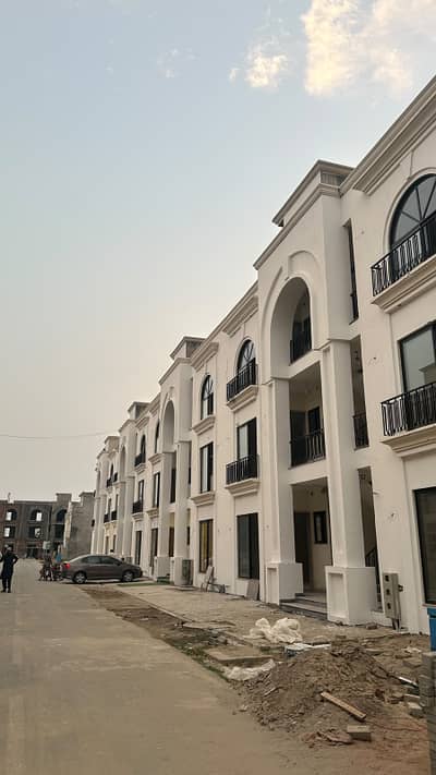 Ready To Buy A Flat 5 Marla In Lahore