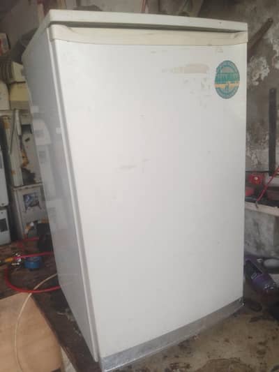 LG room fridge