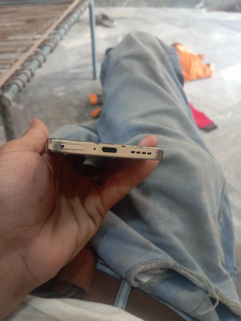 Infinix Note 40 2