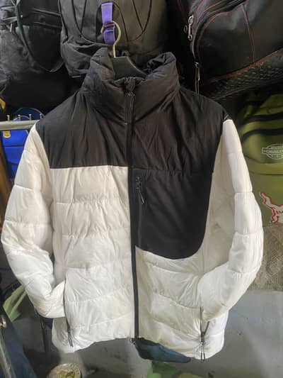 ZARA Black & White Hooded Puffer Jacket Size L