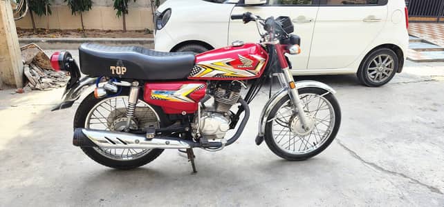 ** Honda CG 125 2025 Model – 100% Genuine Parts, 10/10 Condition
