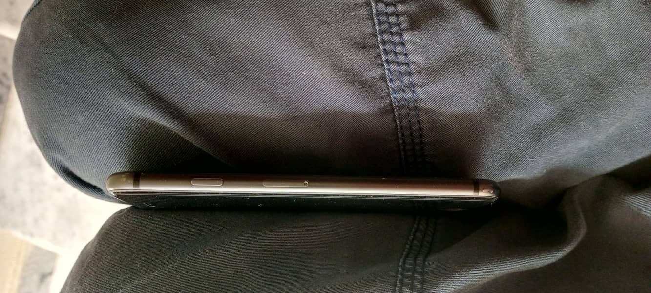 Apple iPhone 8 2