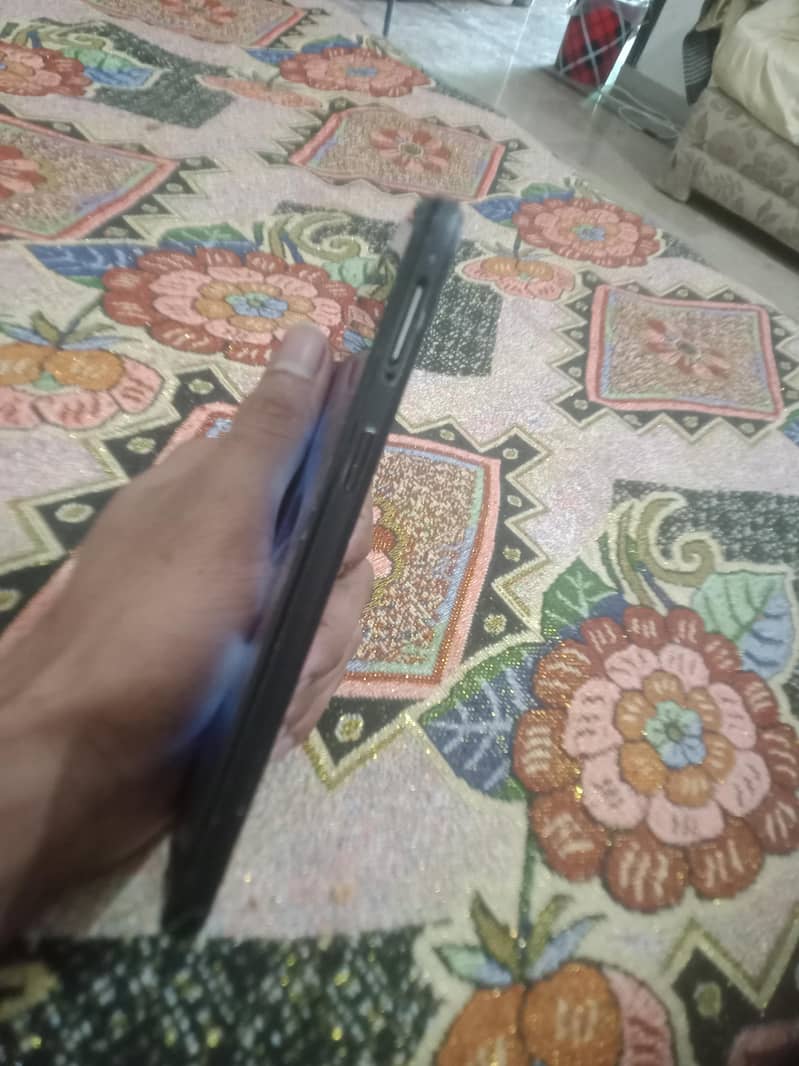OPPO A57 4