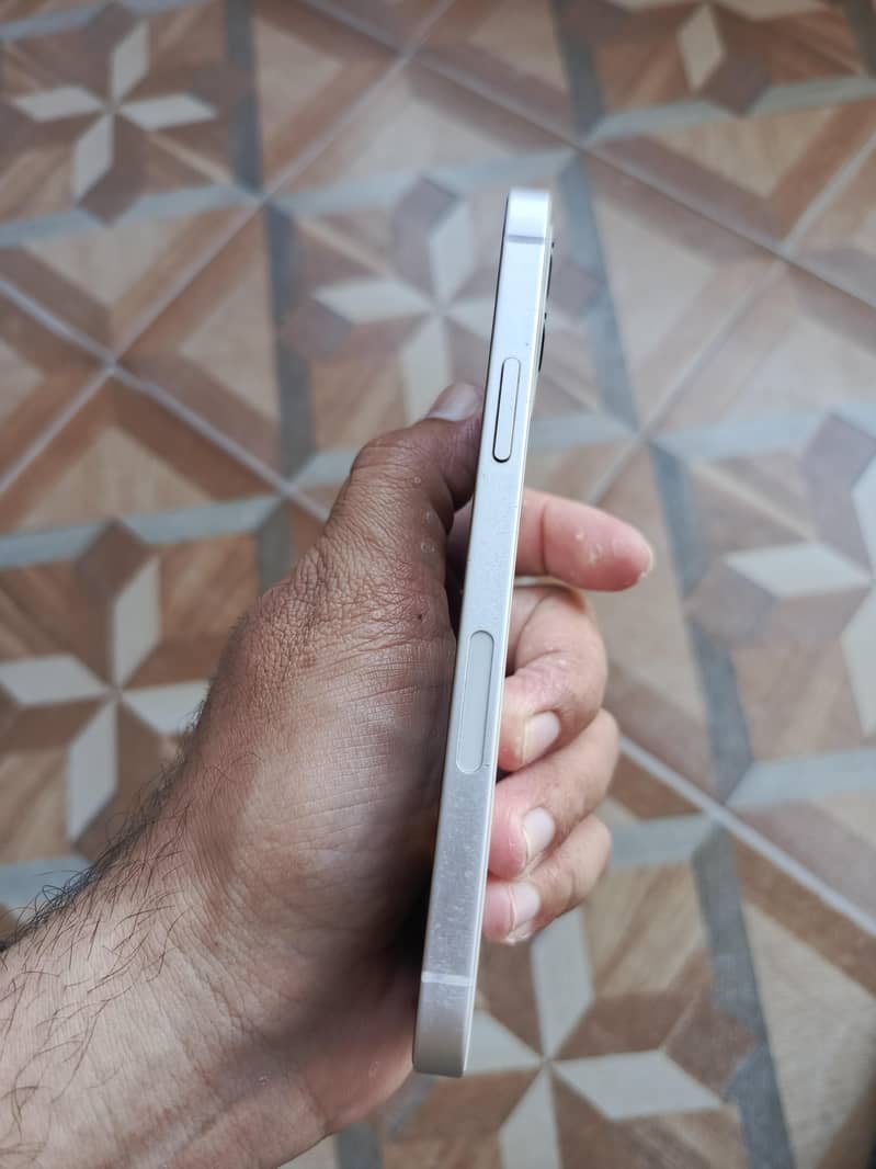 Apple iPhone 12 5