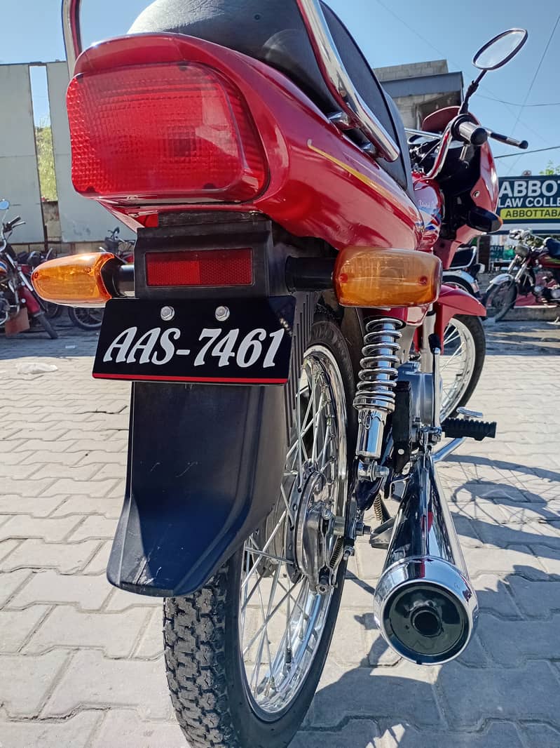 UNITED - 100CC 1