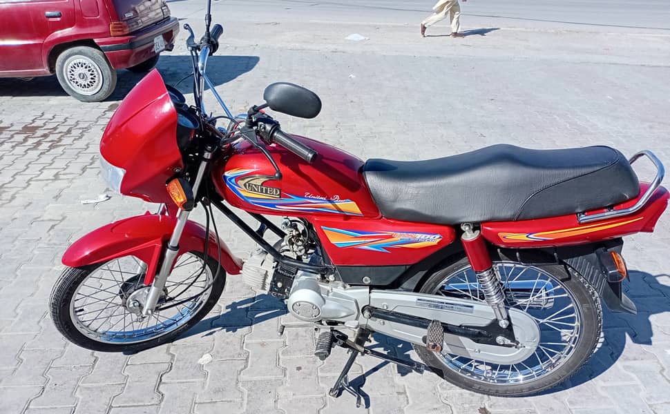UNITED - 100CC 4