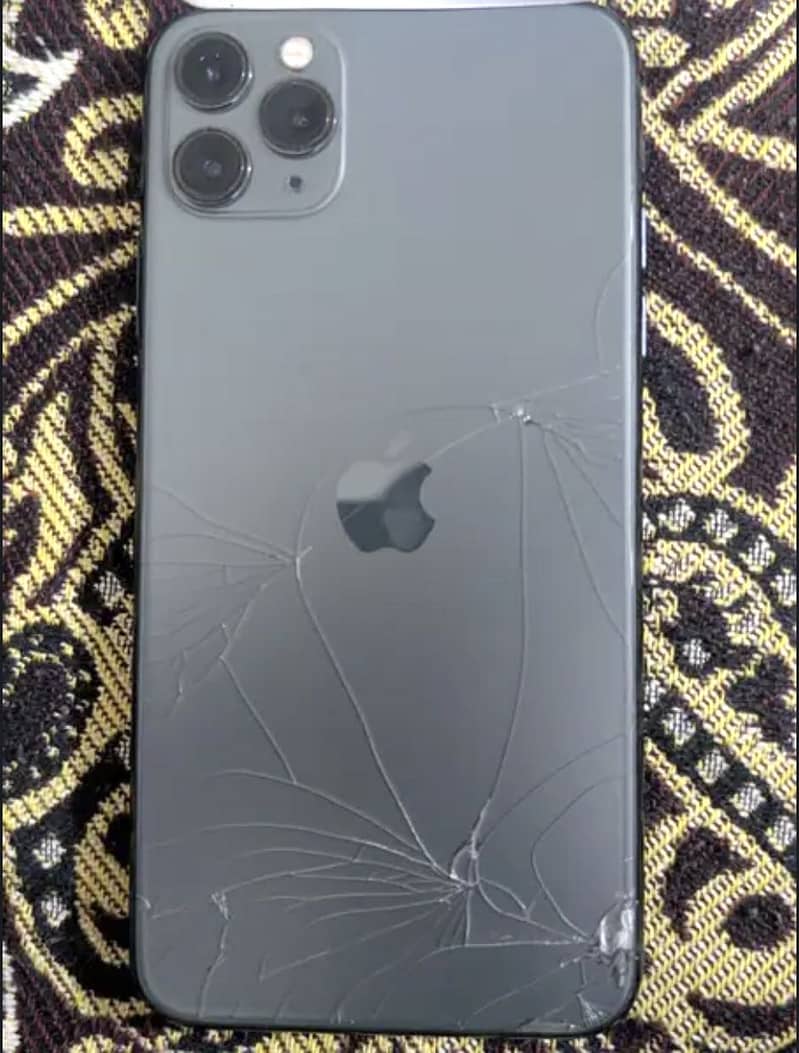 Apple iPhone 11 Pro Max 1