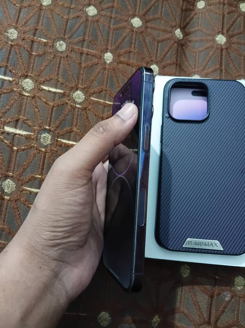 Apple iPhone 14 Pro Max 2