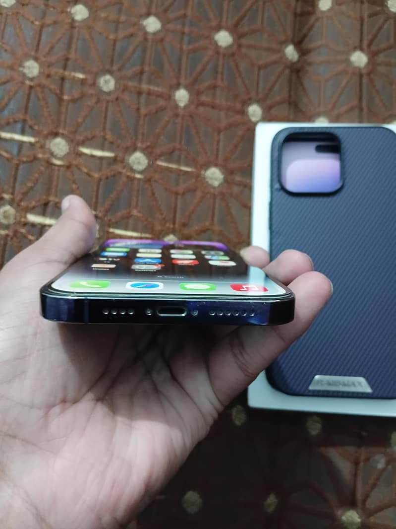 Apple iPhone 14 Pro Max 3
