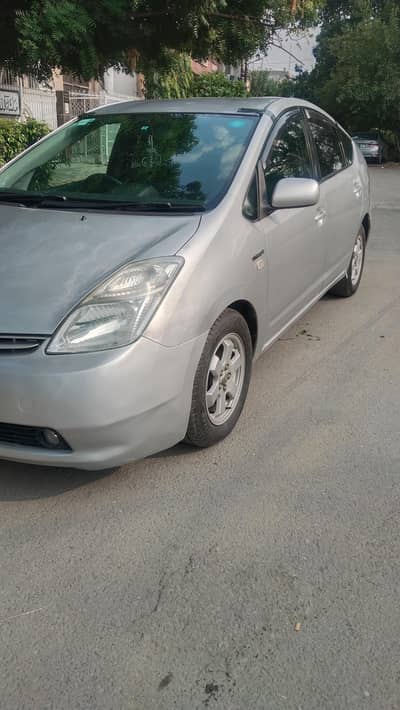 Toyota Prius 1.5 hybrid 2010/14 in original paint