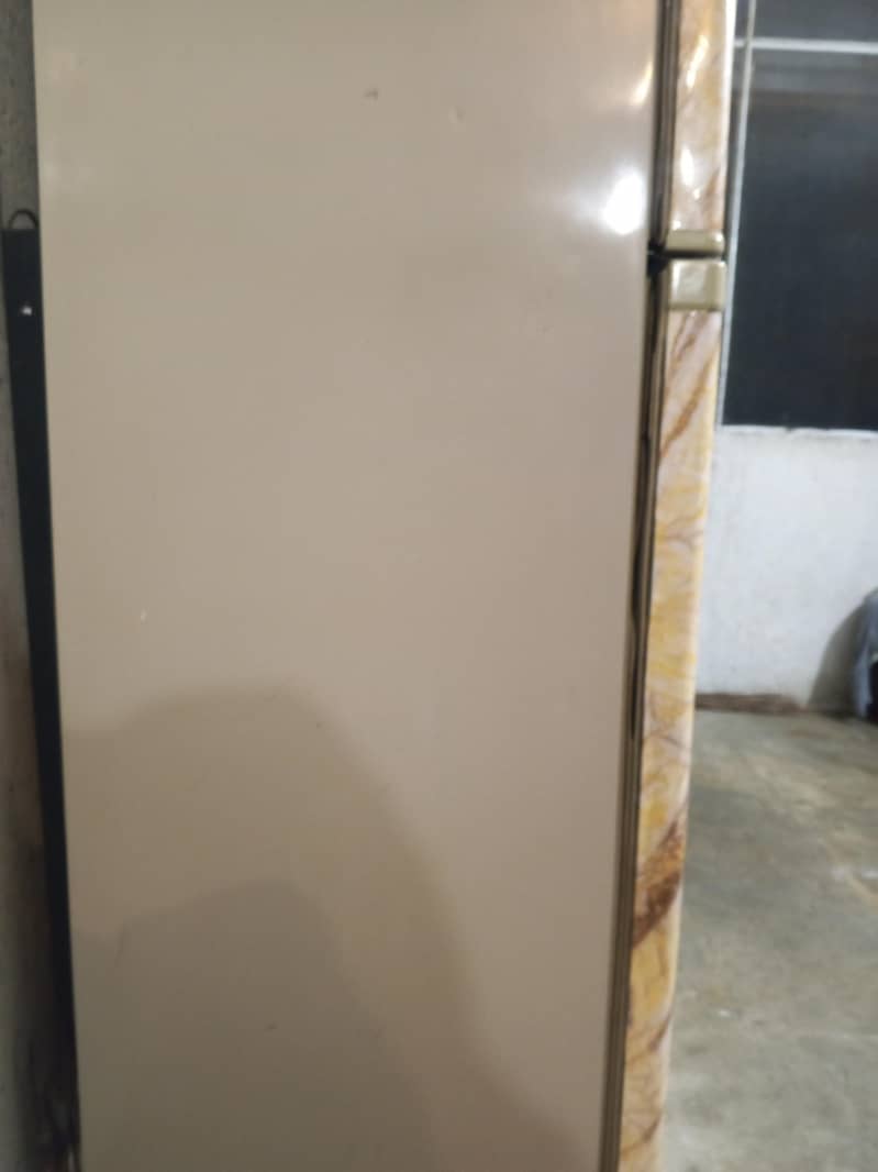 Dawlance fridge genius condition 3