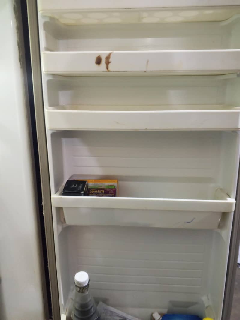 Dawlance fridge genius condition 5