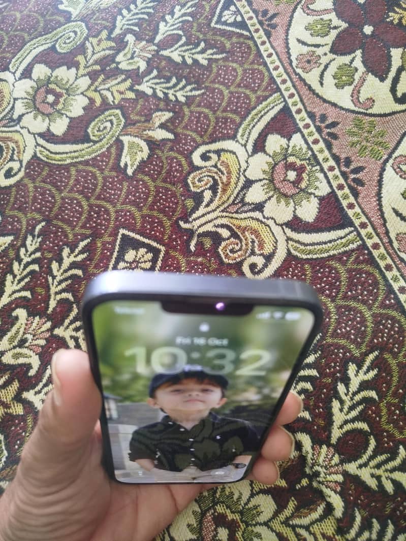 Apple iPhone 13 pro 1
