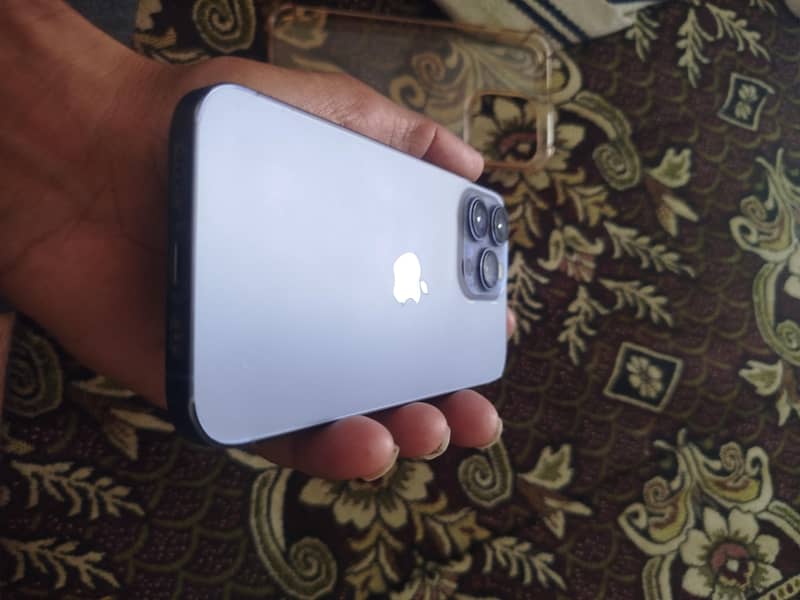 Apple iPhone 13 pro 3
