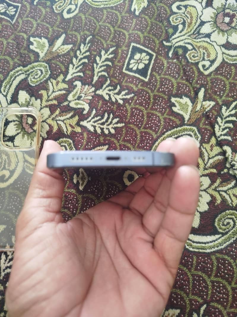 Apple iPhone 13 pro 5