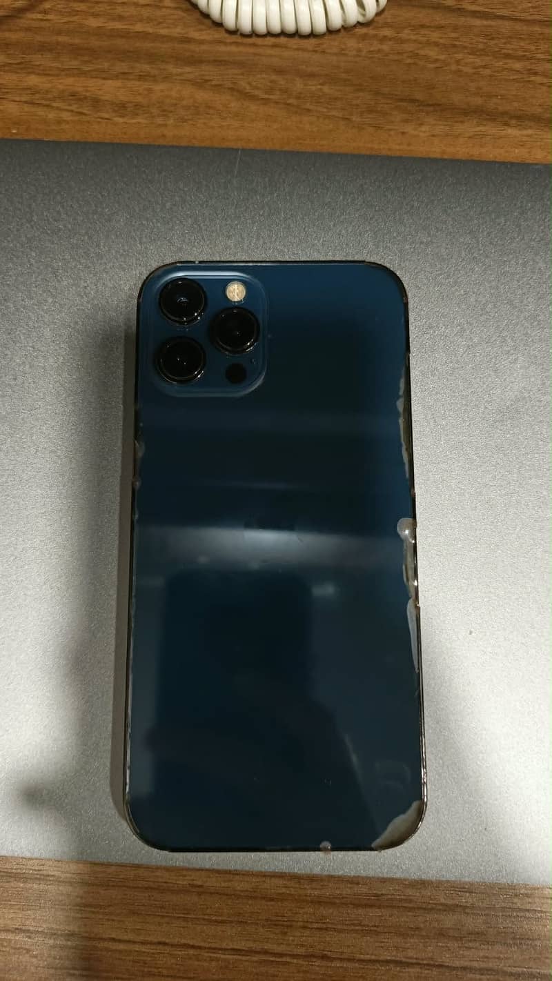 Apple iPhone 12 Pro Max 4