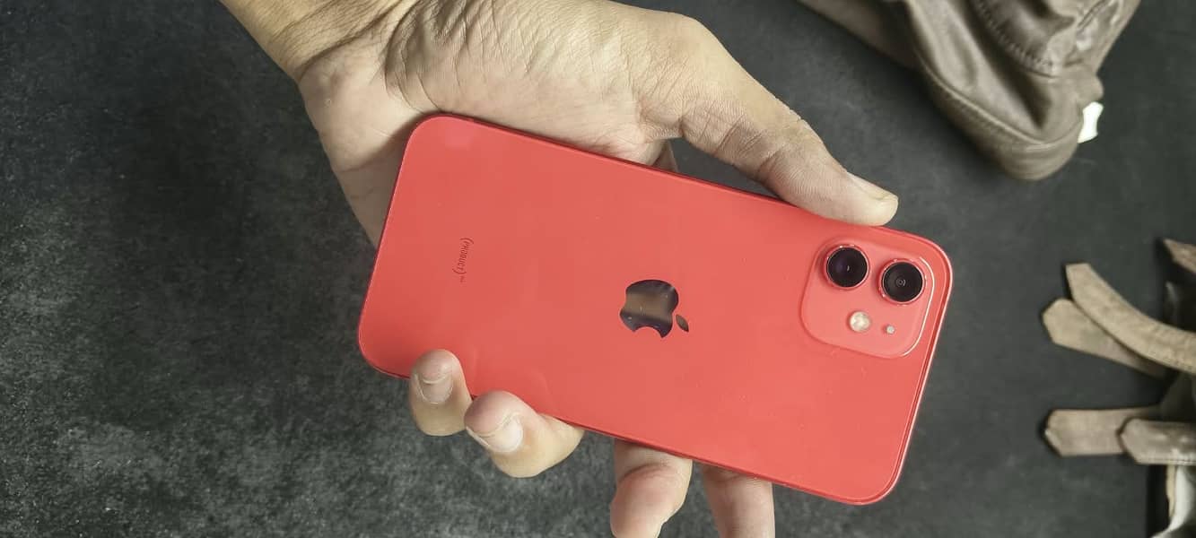 Apple iPhone 12 3