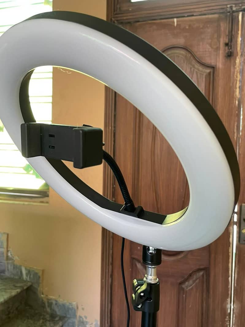 7 ft rotatable ring light 7
