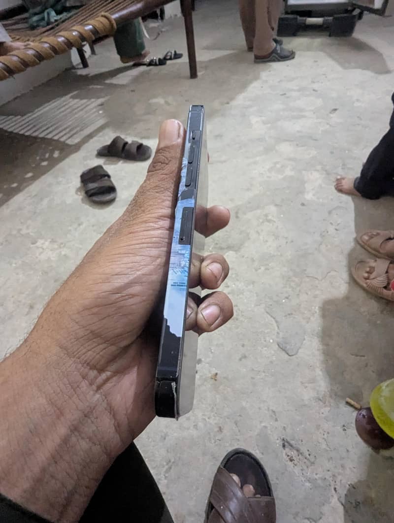 Apple iPhone 14 Pro Max 6
