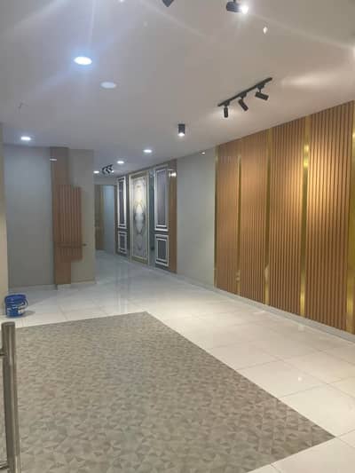 Road Facing Flat 1st Floor Bin Hashim Super Market Building