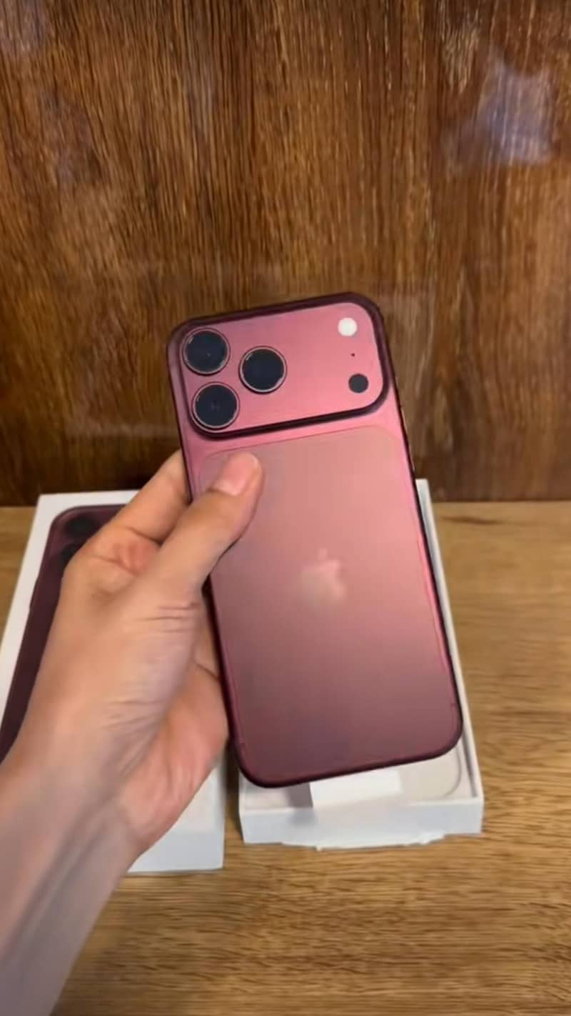 Apple iPhone 18 Pro Max 1