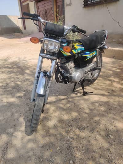HONDA CG 125 FOR SALE registered   Color: Black