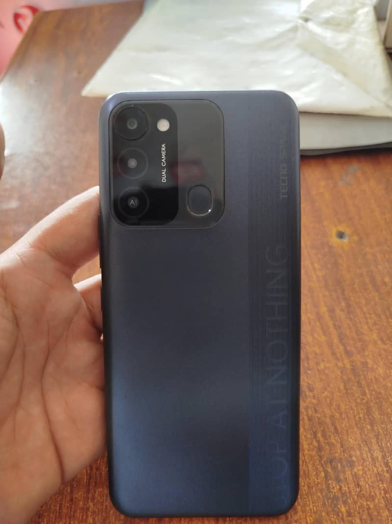 Tecno Spark 8C 0