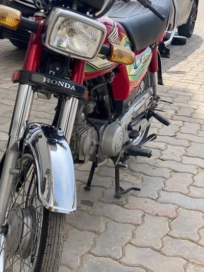 CD 70 bike 22/23 model condition 10/8 like new