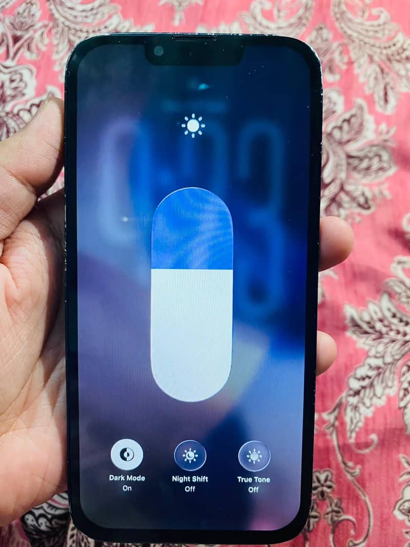 Apple iPhone 13 1