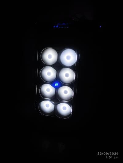 Corsair 1000D obsidian with fans and Commander PRO