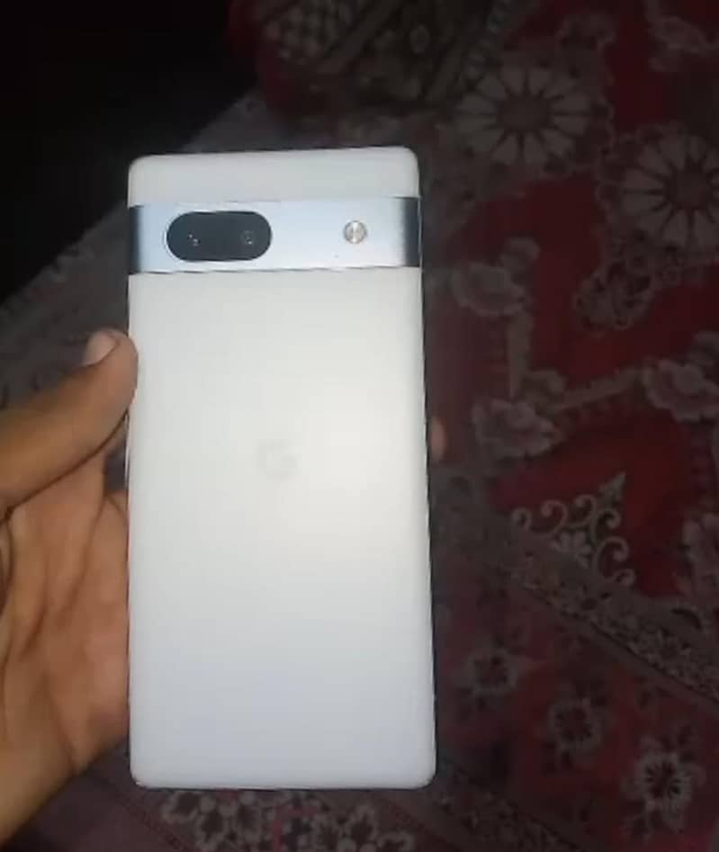 Google Pixel 7a 1
