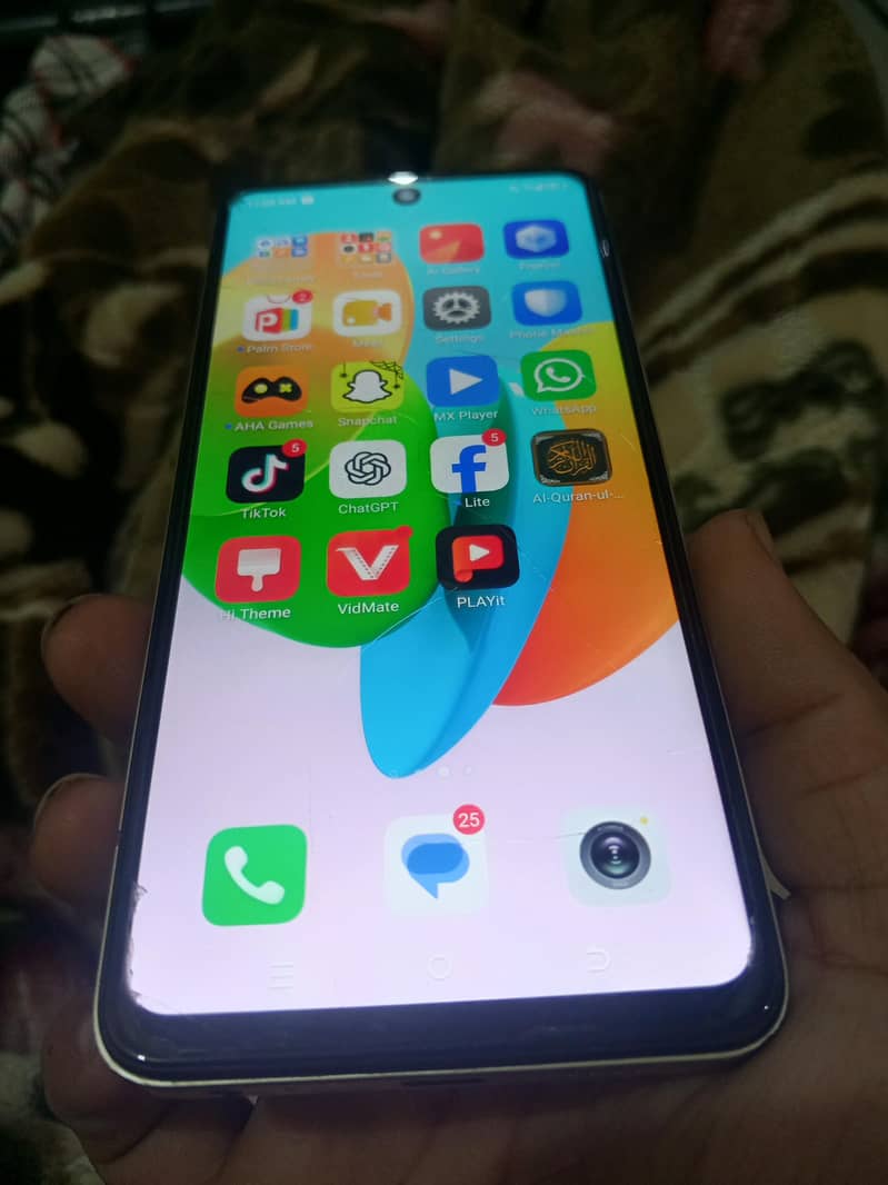 Tecno Spark 20C 0