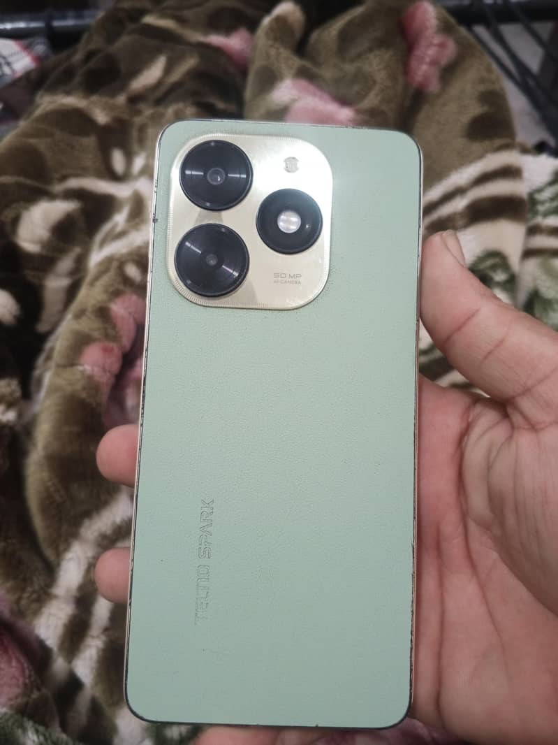 Tecno Spark 20C 1
