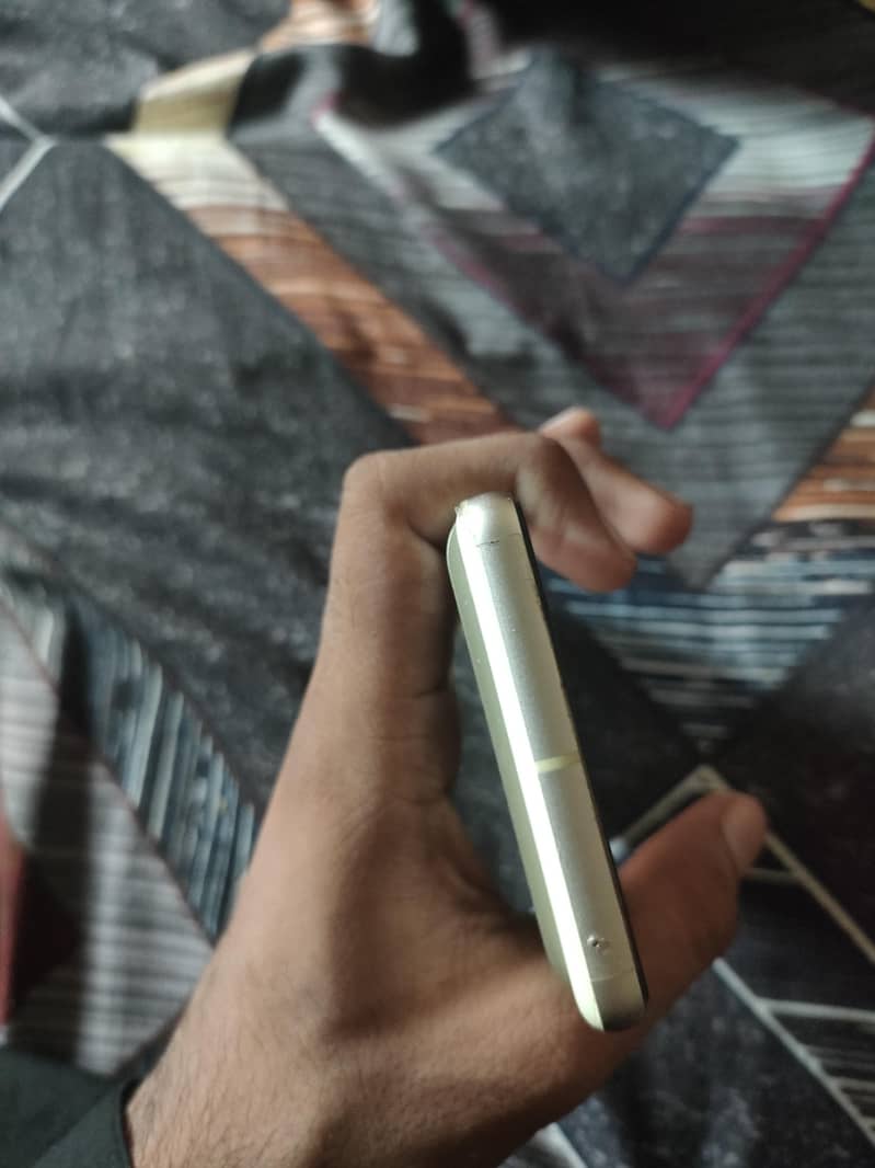 Google Pixel 7 3