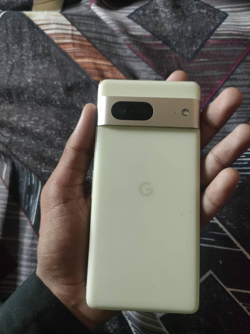 Google Pixel 7 5