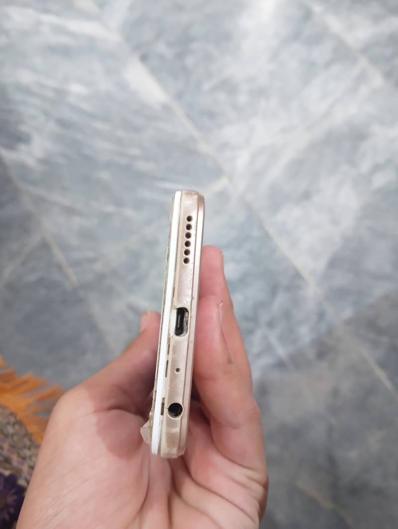 OPPO A57 3