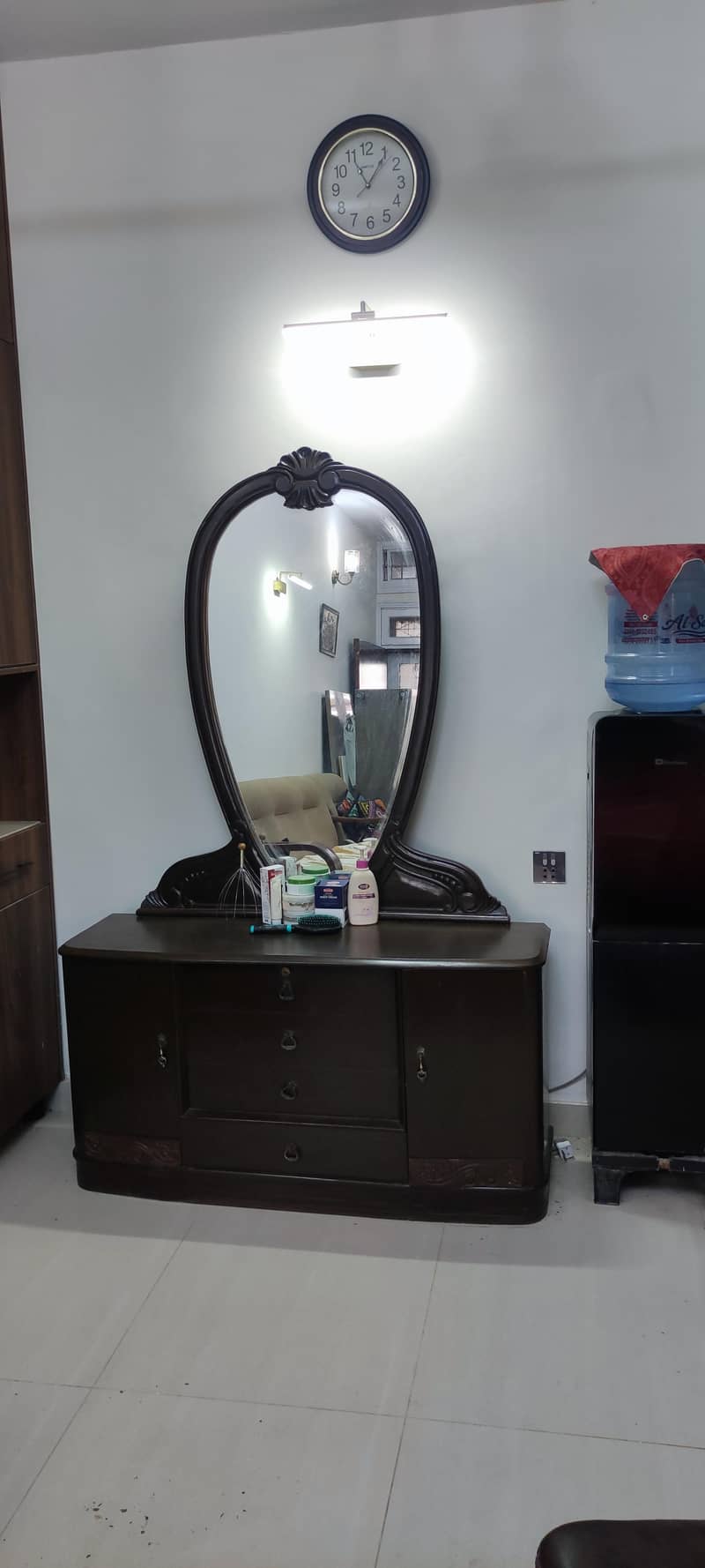 Dressing Table 1