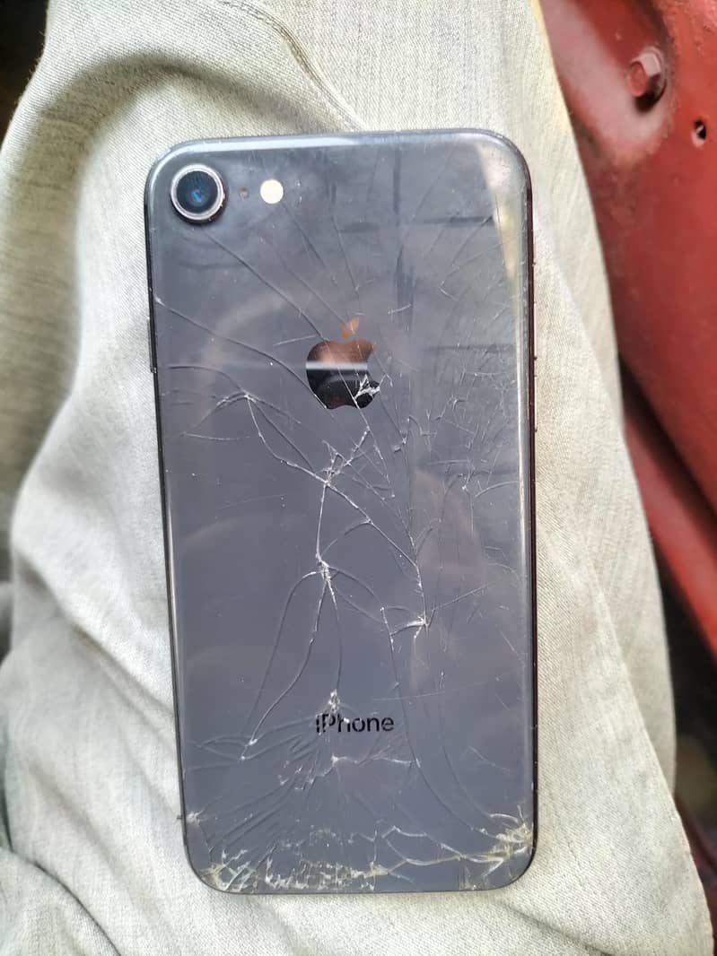 Apple iPhone 8 0