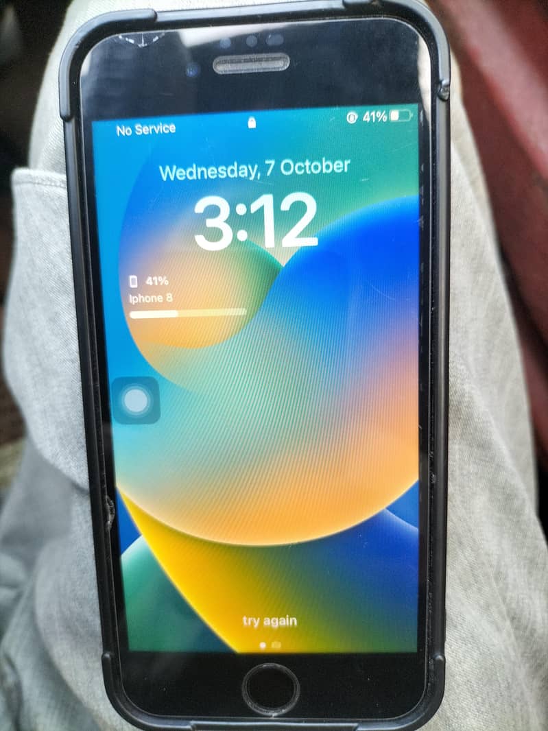 Apple iPhone 8 1
